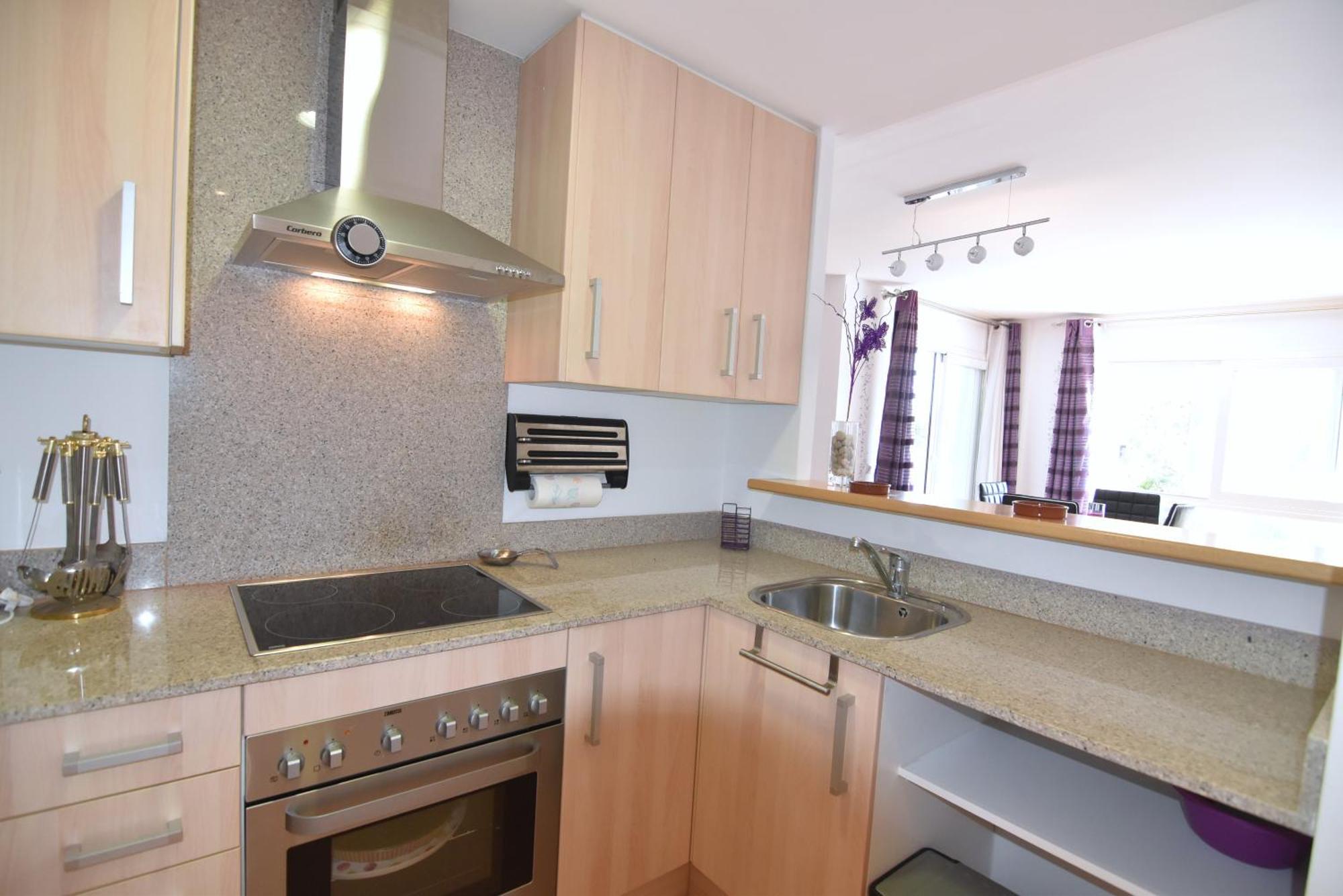 Apartamento Rnet - Portomar 126 - En Santa Margarita, Roses: Gran Terraza, Aire Acondicionado, Parking. Rosas