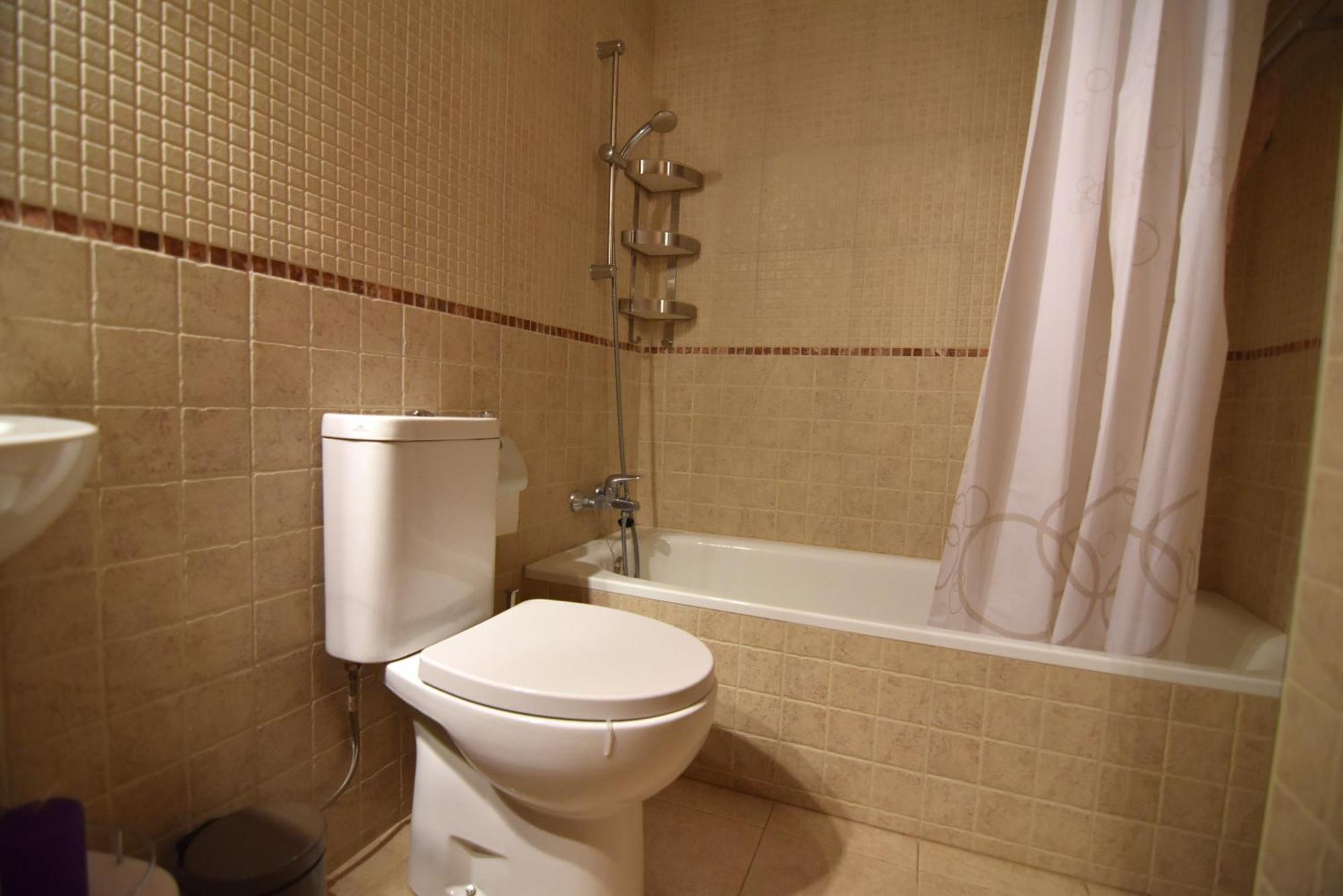 Apartamento Rnet - Portomar 126 - En Santa Margarita, Roses: Gran Terraza, Aire Acondicionado, Parking. Rosas
